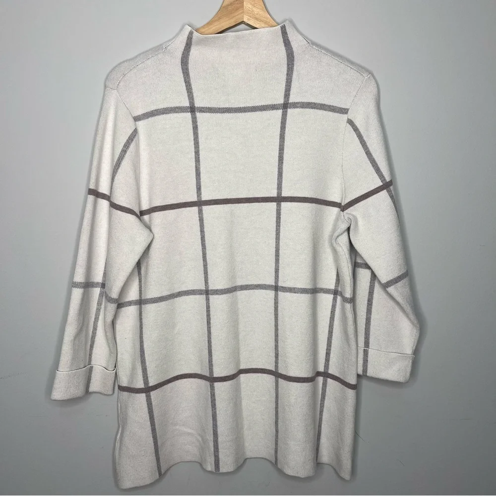 Tahari Cream & Grey Windowpane Mock Neck Sweater (Large) - Picture 5 of 6